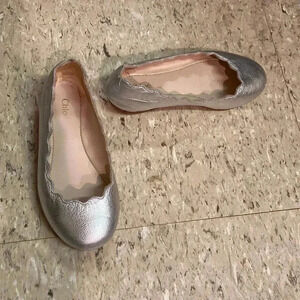 Girls CHLOE silver leather Lauren scallop ballerina flat shoes sz 25 US 8 euc